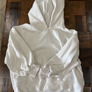 Abercrombie white 3 quarters length sleeve sweatshirt